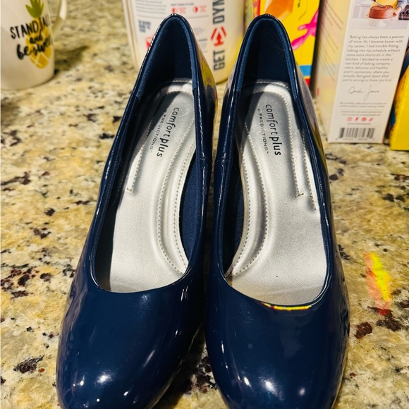 Comfort Plus Women's Navy Pumps - Picture 1 of 4